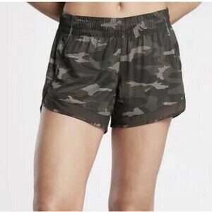 Athleta Womens Mesh Racer Run Pull On Green Camo Printed Shorts 4" Sz XS Running